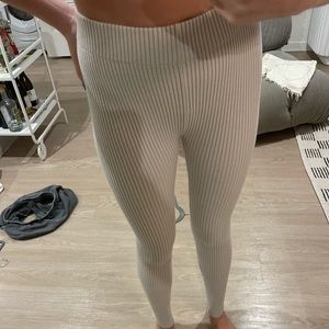 Lunya leggings. Brand new